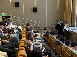 Протоиерей Сергий Лопасов стал специальным гостем показа документального фильма-расследования «Предательство»