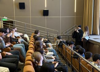 Протоиерей Сергий Лопасов стал специальным гостем показа документального фильма-расследования «Предательство»