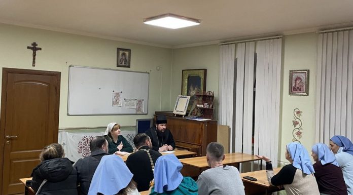 Встреча сестер милосердия состоялась в храме в честь иконы Божией Матери «Целительница»