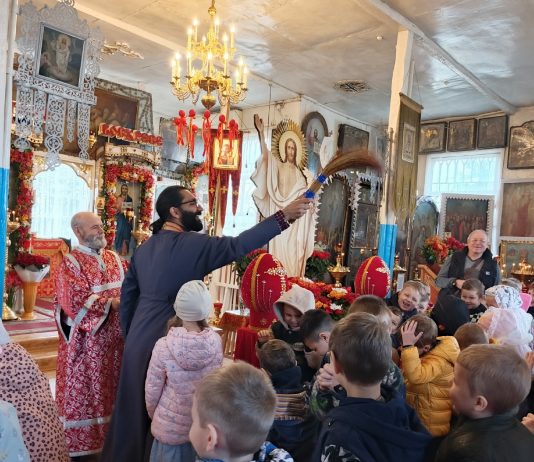 В 17-м Полтавском благочинии прошли пасхальные торжества и праздничные мероприятия