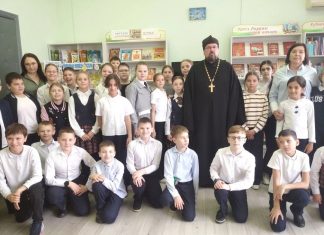 Протоиерей Сергий Покорук провел беседу с учениками школы № 4 имени Жукова ст. Динской