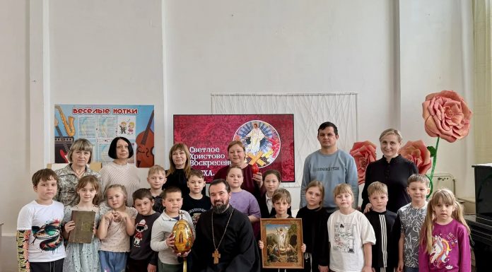 Иерей Павел Максимец встретился с учащимися и педагогами Дома творчества станицы Пластуновской