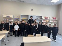 Иерей Иоанн Лапко встретился с учениками лицея № 1 ст. Динской