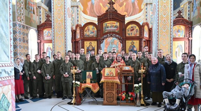 Иерей Александр Коваленко посетил центр военно-патриотического воспитания «Патриот»