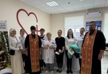 Священники и сестры милосердия посетили пациентов Динской центральной районной больницы