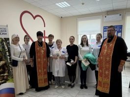 Священники и сестры милосердия посетили пациентов Динской центральной районной больницы