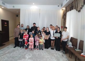 В храме Святой Троицы станицы Динской округа завершилась акция «Вербочка желания»