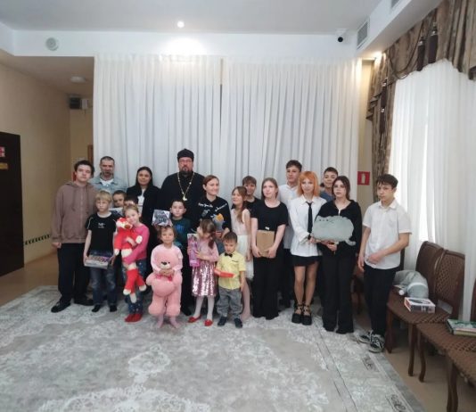 В храме Святой Троицы станицы Динской округа завершилась акция «Вербочка желания»