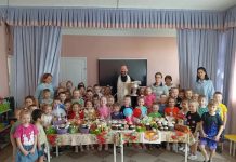 Иерей Евгений Чухачев поздравил воспитанников детских садов ст. Васюринской со Светлым Христовым Воскресением