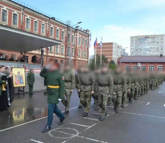 Иерей Герман Гайт напутствовал выпускников-курсантов учебного центра КВВУ имени генерала армии С. М. Штеменко