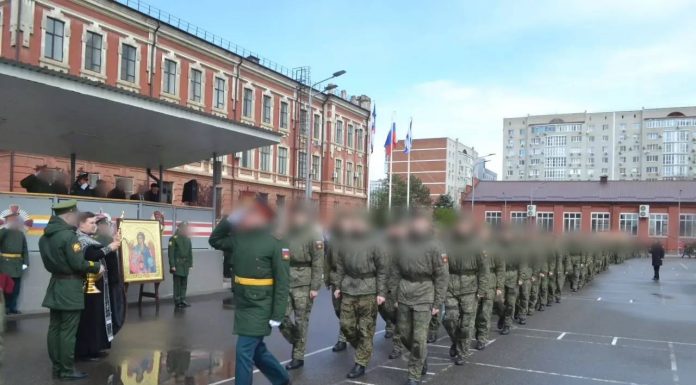 Иерей Герман Гайт напутствовал выпускников-курсантов учебного центра КВВУ имени генерала армии С. М. Штеменко