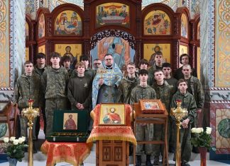 Священнослужители храма Святой Троицы станицы Динской продолжают духовное окормление воспитанников центра «Патриот»