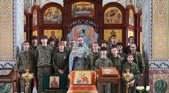 Священнослужители храма Святой Троицы станицы Динской продолжают духовное окормление воспитанников центра «Патриот»