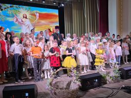 В районном Доме культуры станицы Динской прошел пасхальный концерт