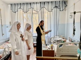 Протоиерей Сергий Лопасов навестил подопечных хосписа города Краснодара