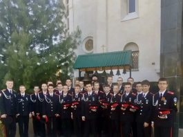 Кадеты Кубанского казачьего кадетского корпуса имени М. П. Бабыча посетили храм Святого Духа