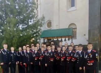 Кадеты Кубанского казачьего кадетского корпуса имени М. П. Бабыча посетили храм Святого Духа