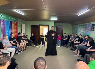 Иерей Виктор Аникин навестил подопечных реабилитационного центра для наркозависимых «Здоровый Краснодар»