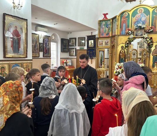 Учащиеся МАОУ СОШ № 15 посёлка Южного посетили храм Преображения Господня