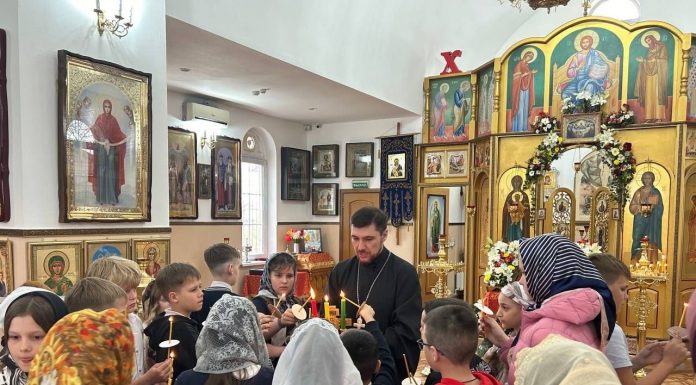 Учащиеся МАОУ СОШ № 15 посёлка Южного посетили храм Преображения Господня