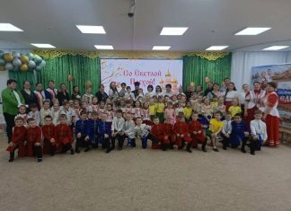 Священнослужители епархии посетили пасхальные утренники в детских садах