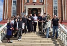 В храме Вознесения Господня в посёлке Пашковский прошёл субботник, в котором приняли участие члены Молодёжного парламента города Краснодара