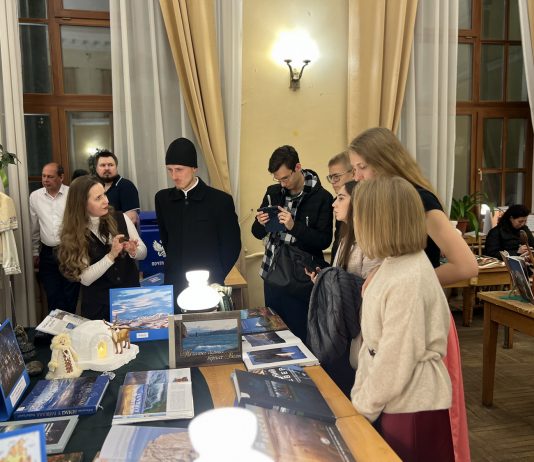 Молодёжь 1-го Краснодарского благочиния приняла участие в «Библионочи-2026: Единство народов — сила России»