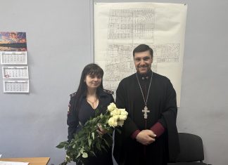 Иерей Давид Кочаров посетил отделение полиции поселка Южного