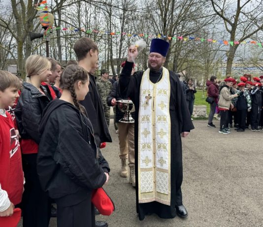 В Горячем Ключе благочинный благословил участников муниципального этапа игры «Зарница 2.0»