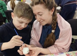 В Свято-Троицком храме провели пасхальный мастер-класс для семей участников СВО