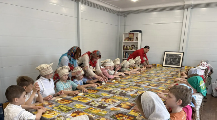 В храме преподобномученицы Елисаветы прошел творческий мастер-класс для детей