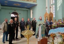 В Свято-Троицком храме помолились об упокоении погибших подводников