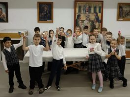 В Свято-Троицком храме состоялся пасхальный мастер-класс для казачат