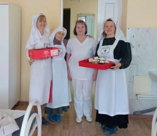 Общество милосердия Свято-Троицкого храма провело пасхальную благотворительную акцию