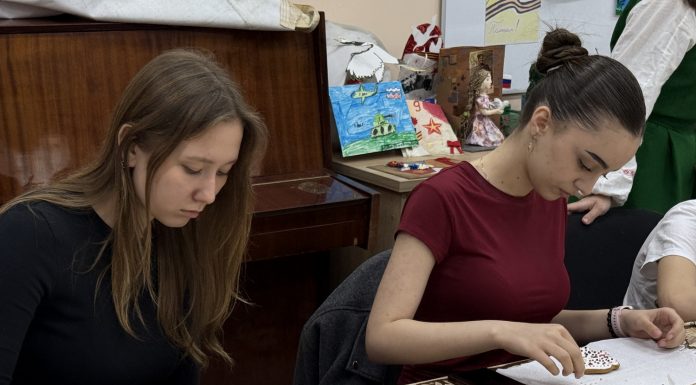 Студенты посетили праздничные мероприятия, посвящённые Светлому Христову Воскресению, в храме Святого Духа