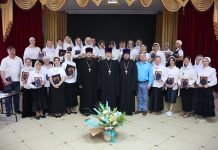 При Рождественском храме завершились певческие и регентские курсы