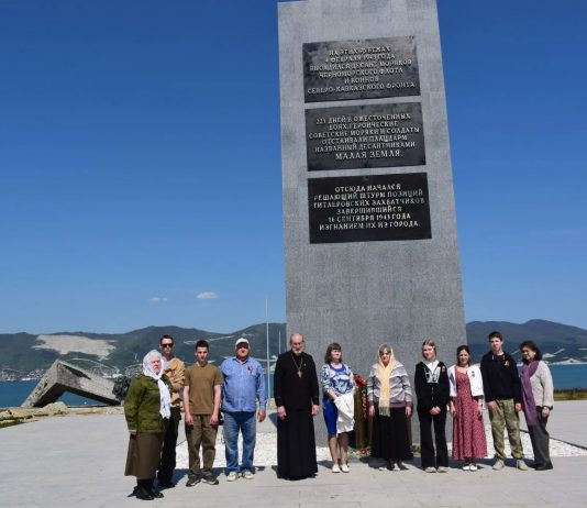 В 17-м Полтавском благочинии завершилась акция «Георгиевское стояние — за веру и Отечество»