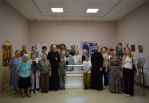 В музее истории станицы Полтавской прошла встреча прихожан двух благочиний с иконописцем