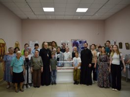 В музее истории станицы Полтавской прошла встреча прихожан двух благочиний с иконописцем