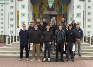 В духовно-просветительском центре храма Святой Троицы прошла встреча с призывниками