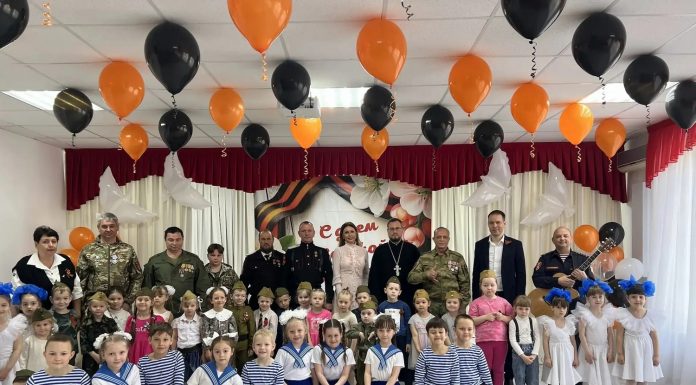 В детском саду станицы Динской прошла патриотическая встреча с участием духовенства и почётных гостей