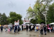 В храме Вознесения Господня ст. Пластуновкой провели благотворительную ярмарку