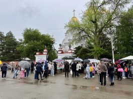 В храме Вознесения Господня ст. Пластуновкой провели благотворительную ярмарку