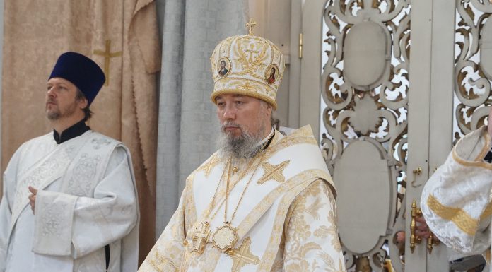 Митрополит Екатеринодарский и Кубанский возглавил престольные торжества в храме святителя Николая