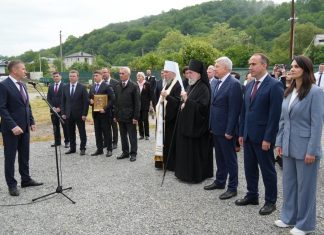 Митрополит Екатеринодарский и Кубанский Василий посетил Новороссийскую епархию