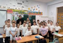 Иерей Давид Кочаров посетил МАОУ СОШ № 15 пос. Южного