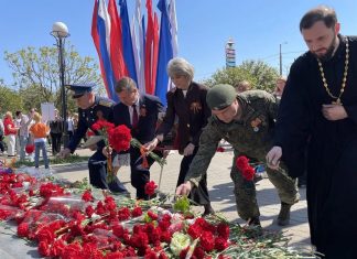 Священнослужители 6 благочиния приняли участие в памятных мероприятиях, посвященных Дню Победы