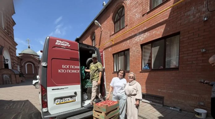 Екатеринодарская епархия передала в военный госпиталь Ростова-на-Дону гуманитарную помощь