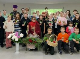 В Свято-Троицком храме Горячего Ключа провели встречу для молодежи, приуроченную к Неделе семьи