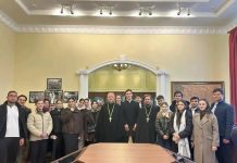 Православная молодежь Майкопской и Адыгейской епархии посетила Екатеринодарскую духовную семинарию и Свято-Троицкий собор